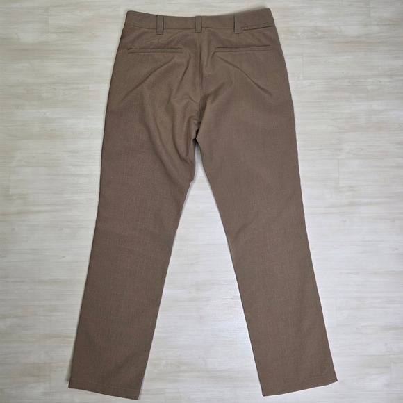 Bluffworks Original Men's Brown Regular Fit Chinos Pants Size 32 W x 32 L - Picture 2 of 8